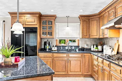 5 Kent Avenue, East Providence, RI 02914 - Photo 19