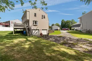 73 Harrison St, Cumberland, RI 02864 - Photo 33