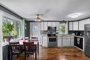 73 Harrison St, Cumberland, RI 02864 - Photo 17