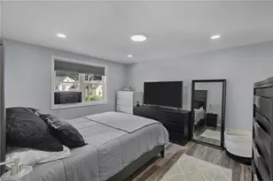 73 Harrison St, Cumberland, RI 02864 - Photo 11