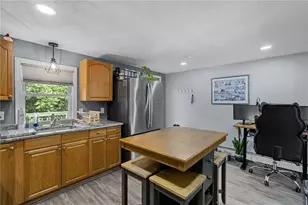 73 Harrison St, Cumberland, RI 02864 - Photo 7