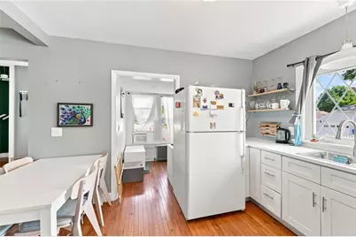 353 Smithfield Avenue, Pawtucket, RI 02860 - Photo 7