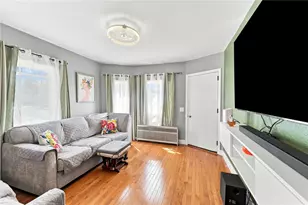 353 Smithfield Ave, Pawtucket, RI 02860 - Photo 3