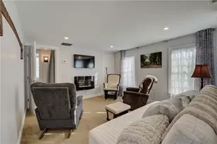 3351 Post Rd, Warwick, RI 02886 - Photo 13