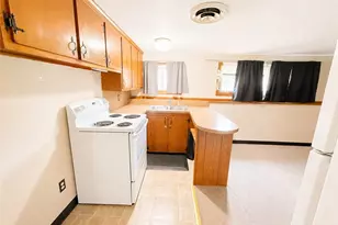 60 Martin St, East Providence, RI 02914 - Photo 27