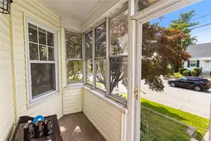 276 S Clarendon St, Cranston, RI 02910 - Photo 3