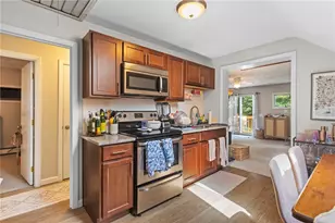 276 S Clarendon St, Cranston, RI 02910 - Photo 23
