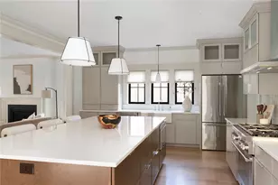 251 Slater Ave, Providence, RI 02906 - Photo 11