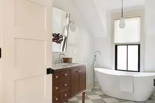 251 Slater Ave, Providence, RI 02906 - Photo 31