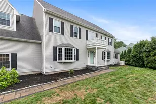 12 Frederick Ln, Cumberland, RI 02864 - Photo 3