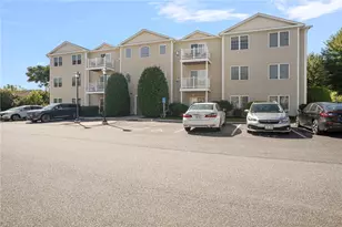 1 Gray Coach Ln, Cranston, RI 02921 - Photo 1