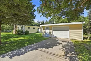 104 Pequot Dr, Charlestown, RI 02813 - Photo 5