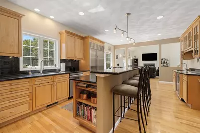 15 W Bluebird Lane, Cranston, RI 02921 - Photo 9