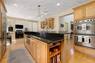 15 W Bluebird Ln, Cranston, RI 02921 - Photo 7