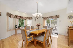 15 W Bluebird Ln, Cranston, RI 02921 - Photo 13