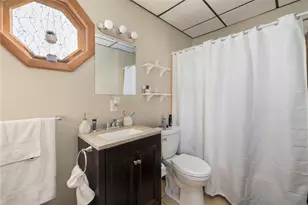 54 Balckburn Ave, Warwick, RI 02886 - Photo 21