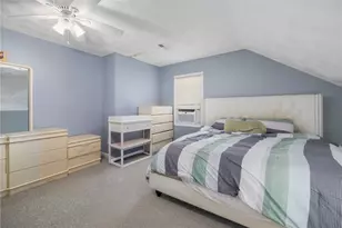54 Balckburn Ave, Warwick, RI 02886 - Photo 13