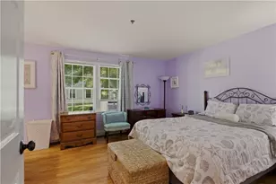 231 Maple Ave, Newport, RI 02840 - Photo 9