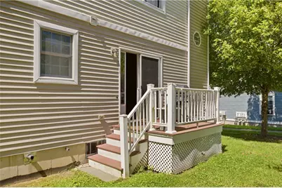 231 Maple Avenue #201, Newport, RI 02840 - Photo 17