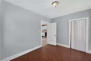 33 Pekin St, Providence, RI 02908 - Photo 9