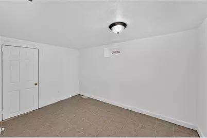 33 Pekin Street, Providence, RI 02908 - Photo 17