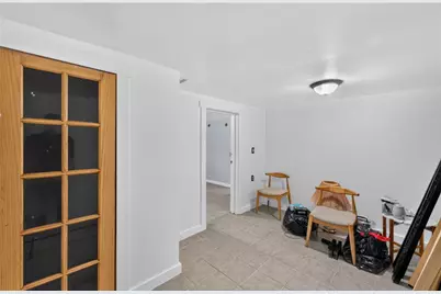 33 Pekin Street, Providence, RI 02908 - Photo 23