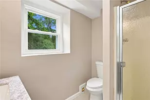 30 Verdant Dr, Cranston, RI 02920 - Photo 23