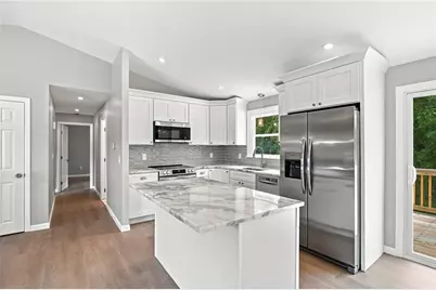 30 Verdant Drive, Cranston, RI 02920 - Photo 11