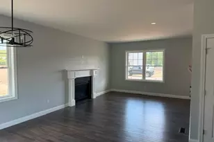 6 Christopher Rhodes Way, Warwick, RI 02888 - Photo 5