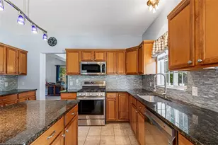 22 Arbor Dr, Coventry, RI 02816 - Photo 7
