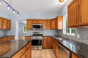 22 Arbor Dr, Coventry, RI 02816 - Photo 3