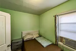 278 Sayles St, Providence, RI 02905 - Photo 11