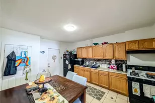 278 Sayles St, Providence, RI 02905 - Photo 5