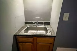 278 Sayles St, Providence, RI 02905 - Photo 43