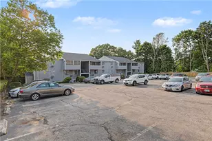 40 Cowesett Ave, West Warwick, RI 02893 - Photo 15