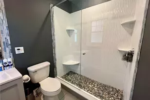 457 Douglas Ave, Providence, RI 02908 - Photo 15