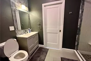 457 Douglas Ave, Providence, RI 02908 - Photo 7