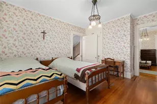 20 Bainbridge Ave, Providence, RI 02909 - Photo 35