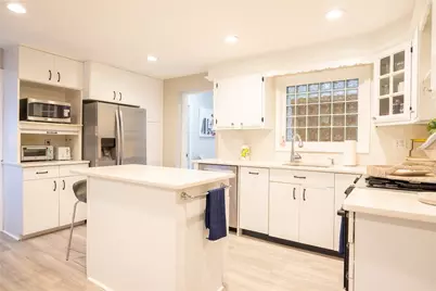 1682 Douglas Avenue, North Providence, RI 02904 - Photo 13