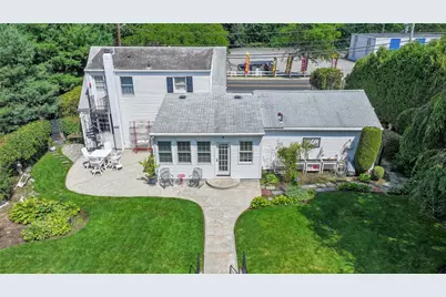 1682 Douglas Avenue, North Providence, RI 02904 - Photo 9