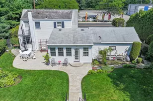 1682 Douglas Ave, North Providence, RI 02904 - Photo 9
