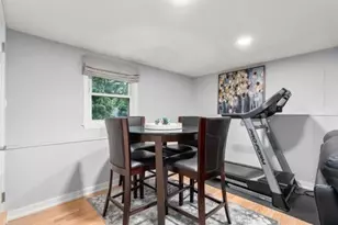 20 Dewey Ave, North Providence, RI 02911 - Photo 23
