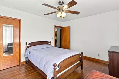 219 Grosvenor Avenue, North Providence, RI 02904 - Photo 9