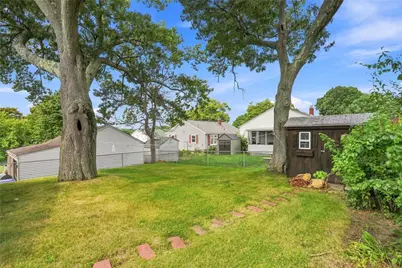 219 Grosvenor Avenue, North Providence, RI 02904 - Photo 31