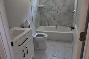 304 Swan St, Providence, RI 02905 - Photo 9
