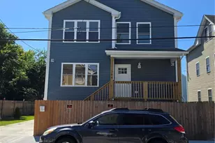 304 Swan St, Providence, RI 02905 - Photo 1
