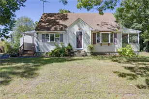 77 Chestnut Hill Rd, Glocester, RI 02814 - Photo 1
