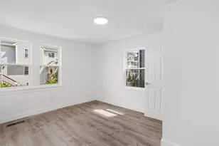 149 Burnside St, Providence, RI 02905 - Photo 11