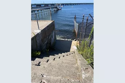 126 Second Street, Newport, RI 02840 - Photo 43