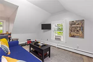 126 Second St, Newport, RI 02840 - Photo 33